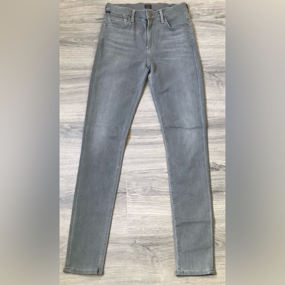 Citizens Of Humanity Washed Gray High-Rise Jeans - Picture 6 of 10